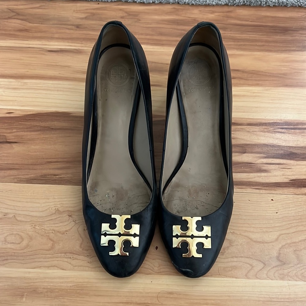 Tory Burch black shoes